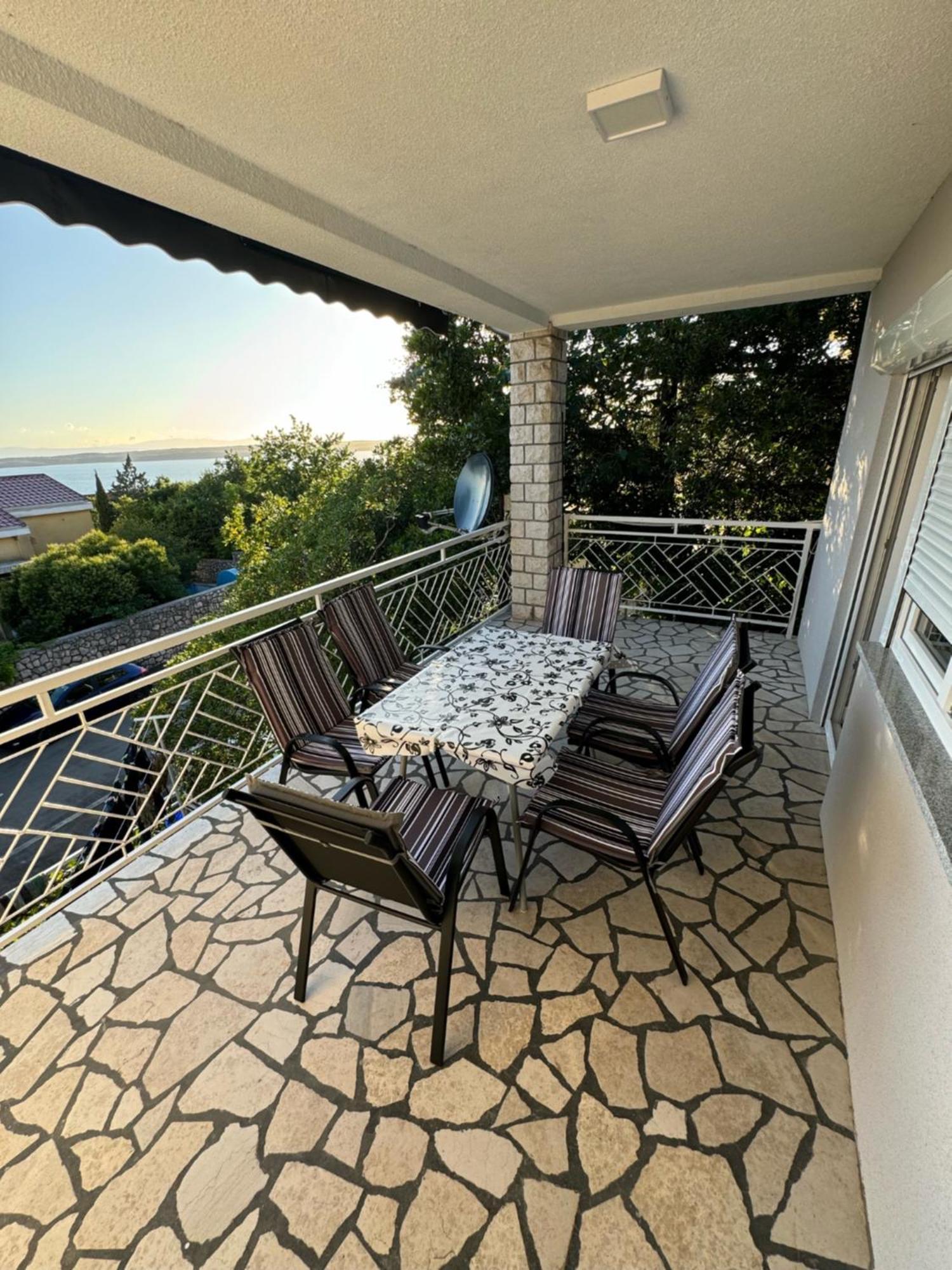 Lory Apartmani Dramalj Exterior photo